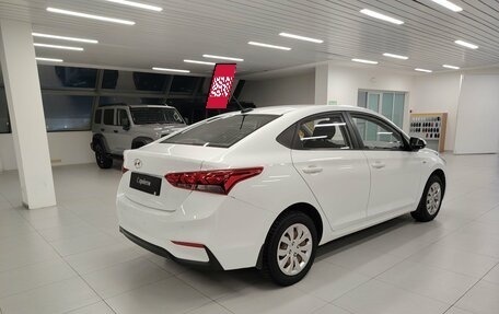 Hyundai Solaris II рестайлинг, 2018 год, 1 099 000 рублей, 2 фотография