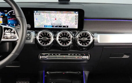 Mercedes-Benz GLB, 2022 год, 4 155 000 рублей, 16 фотография