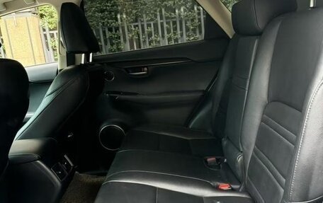 Lexus NX, 2022 год, 3 000 000 рублей, 6 фотография