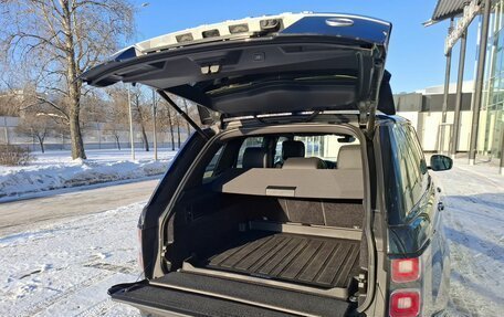 Land Rover Range Rover IV рестайлинг, 2020 год, 7 690 000 рублей, 10 фотография