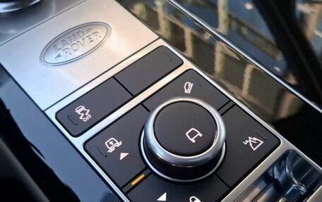 Land Rover Range Rover IV рестайлинг, 2020 год, 7 690 000 рублей, 21 фотография