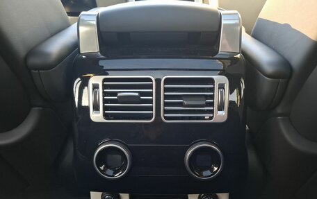 Land Rover Range Rover IV рестайлинг, 2020 год, 7 690 000 рублей, 29 фотография