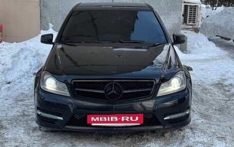 Mercedes-Benz C-Класс, 2009 год, 1 150 000 рублей, 3 фотография