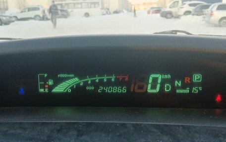 Toyota Opa I рестайлинг, 2002 год, 500 000 рублей, 10 фотография