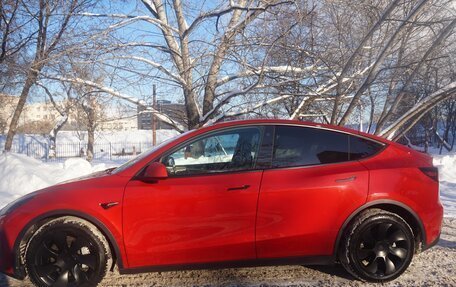 Tesla Model Y I, 2021 год, 4 200 000 рублей, 3 фотография
