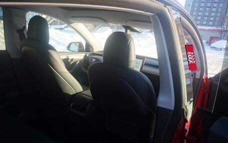 Tesla Model Y I, 2021 год, 4 200 000 рублей, 8 фотография