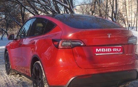 Tesla Model Y I, 2021 год, 4 200 000 рублей, 2 фотография