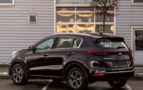 KIA Sportage IV рестайлинг, 2021 год, 2 055 000 рублей, 4 фотография