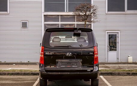 Hyundai Grand Starex Grand Starex I рестайлинг 2, 2014 год, 1 455 000 рублей, 5 фотография