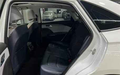 Chevrolet Monza, 2022 год, 1 300 000 рублей, 12 фотография