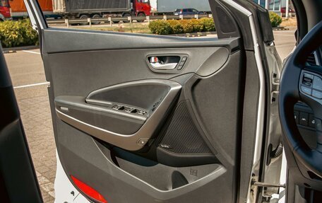 Hyundai Santa Fe III рестайлинг, 2018 год, 2 295 000 рублей, 12 фотография