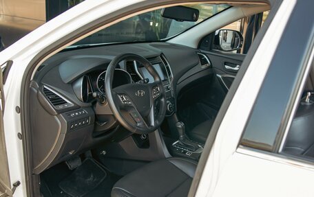 Hyundai Santa Fe III рестайлинг, 2018 год, 2 295 000 рублей, 13 фотография