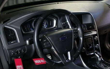 Volvo XC60 II, 2017 год, 2 399 000 рублей, 10 фотография