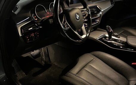 BMW 5 серия, 2019 год, 2 850 000 рублей, 3 фотография