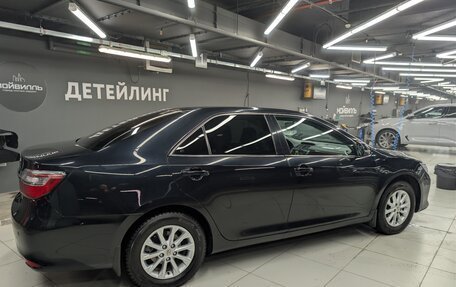 Toyota Camry, 2015 год, 1 700 000 рублей, 4 фотография