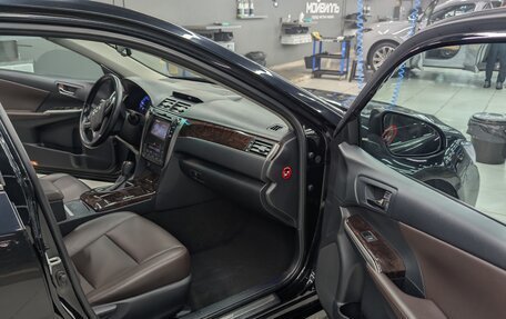 Toyota Camry, 2015 год, 1 700 000 рублей, 12 фотография