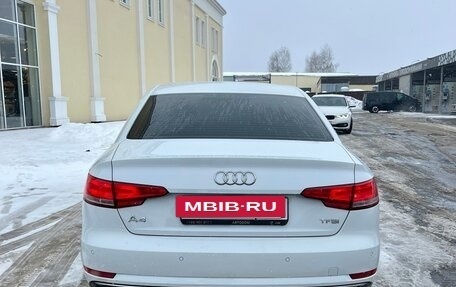 Audi A4, 2016 год, 1 800 000 рублей, 28 фотография