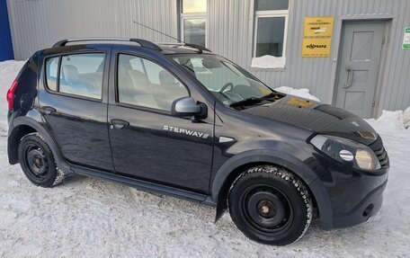 Renault Sandero I, 2011 год, 550 000 рублей, 2 фотография