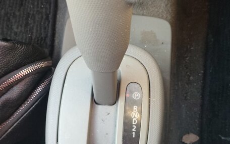 Nissan March III, 2002 год, 200 000 рублей, 24 фотография