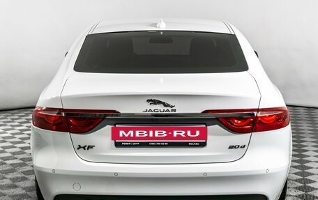 Jaguar XF II, 2018 год, 2 090 000 рублей, 6 фотография