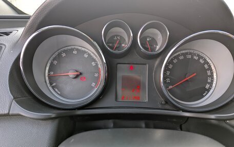 Opel Insignia II рестайлинг, 2011 год, 795 000 рублей, 23 фотография