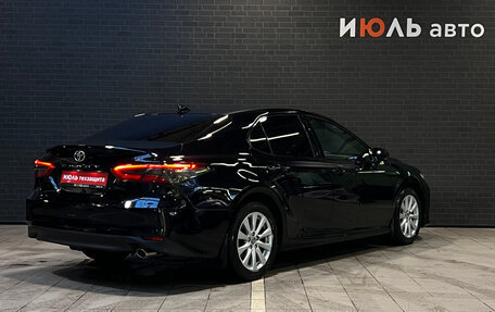 Toyota Camry, 2018 год, 2 625 000 рублей, 5 фотография