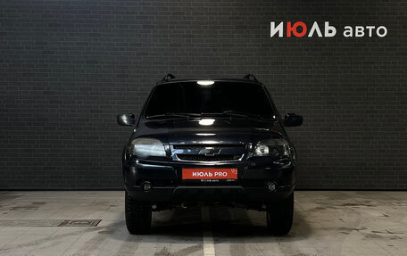 Chevrolet Niva I рестайлинг, 2011 год, 570 000 рублей, 2 фотография