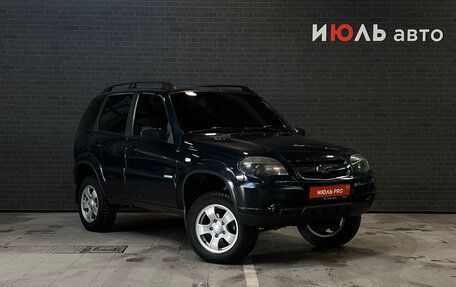 Chevrolet Niva I рестайлинг, 2011 год, 570 000 рублей, 3 фотография