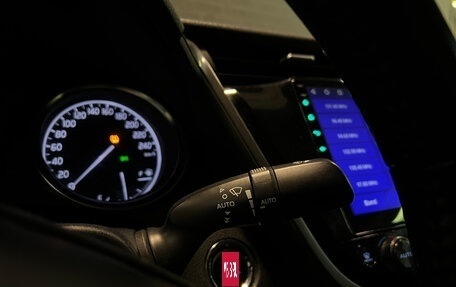 Toyota Camry, 2018 год, 2 625 000 рублей, 23 фотография