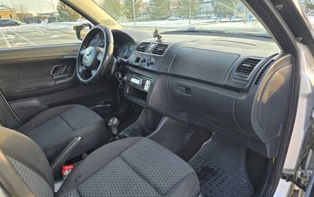 Skoda Fabia II, 2011 год, 500 000 рублей, 14 фотография