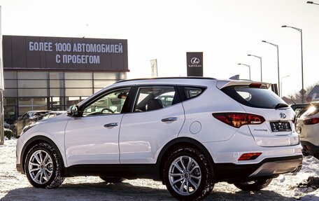 Hyundai Santa Fe III рестайлинг, 2018 год, 1 995 000 рублей, 4 фотография