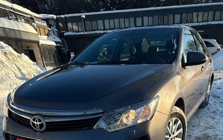 Toyota Camry, 2015 год, 1 890 000 рублей, 5 фотография