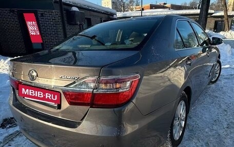 Toyota Camry, 2015 год, 1 890 000 рублей, 3 фотография