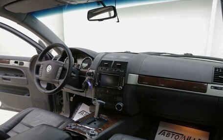 Volkswagen Touareg III, 2010 год, 995 000 рублей, 6 фотография