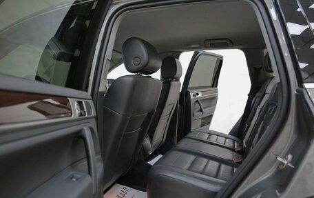 Volkswagen Touareg III, 2010 год, 995 000 рублей, 10 фотография