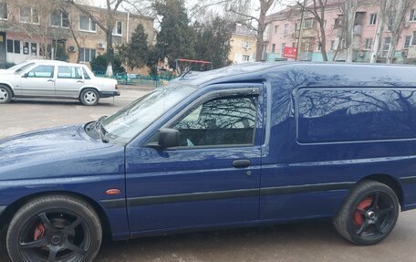 Ford Escort V, 2000 год, 500 000 рублей, 5 фотография