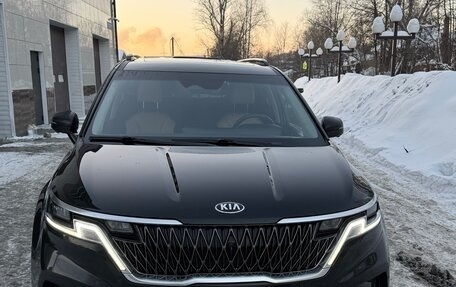 KIA Carnival, 2021 год, 4 000 000 рублей, 1 фотография