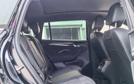 Volkswagen Tiguan, 2025 год, 4 500 000 рублей, 27 фотография