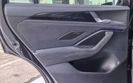 Volkswagen Tiguan, 2025 год, 4 500 000 рублей, 32 фотография