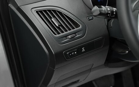 Hyundai ix35 I рестайлинг, 2013 год, 995 000 рублей, 9 фотография