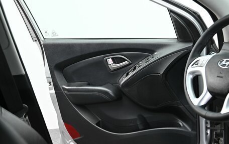 Hyundai ix35 I рестайлинг, 2013 год, 995 000 рублей, 6 фотография