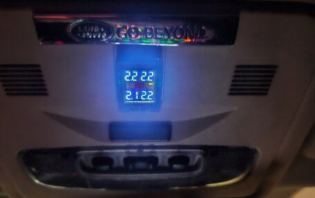 Land Rover Freelander II рестайлинг 2, 2014 год, 1 850 000 рублей, 10 фотография