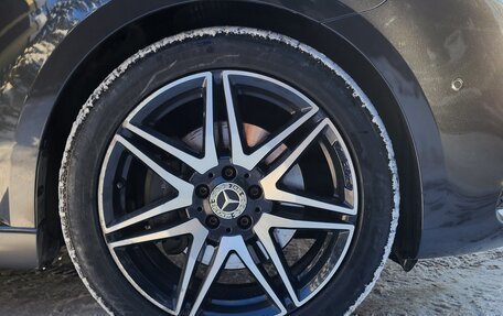 Mercedes-Benz V-Класс, 2019 год, 4 500 000 рублей, 14 фотография