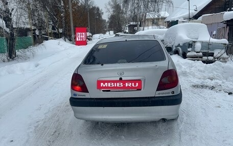 Toyota Avensis III рестайлинг, 2000 год, 136 000 рублей, 2 фотография