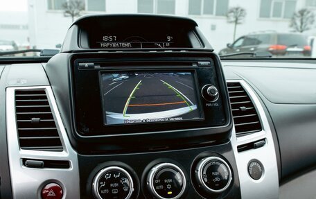 Mitsubishi Pajero Sport II рестайлинг, 2015 год, 1 755 000 рублей, 15 фотография