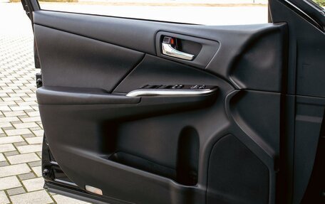 Toyota Camry, 2018 год, 2 385 000 рублей, 12 фотография