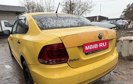 Volkswagen Polo VI (EU Market), 2016 год, 425 000 рублей, 3 фотография