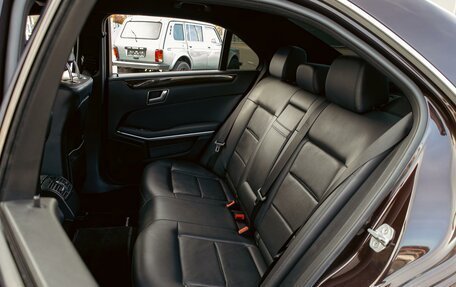 Mercedes-Benz E-Класс, 2013 год, 895 000 рублей, 17 фотография