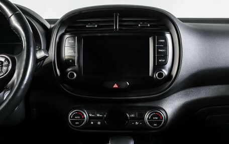 KIA Soul III, 2021 год, 1 900 000 рублей, 14 фотография