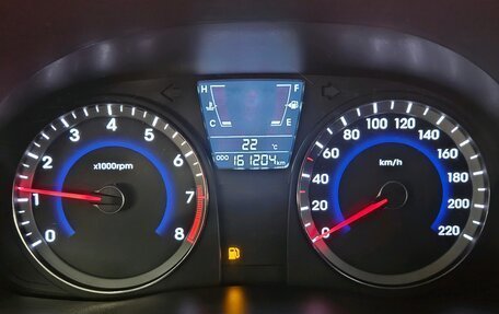 Hyundai Solaris II рестайлинг, 2014 год, 875 000 рублей, 10 фотография